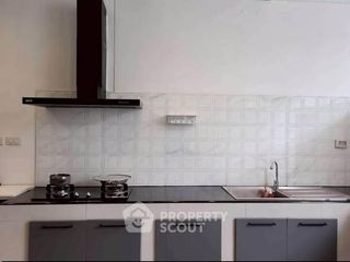 For rent 3 bedrooms townhouse in Suan Luang, Bangkok
