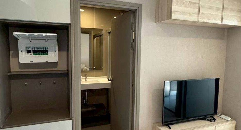 Condo en alquiler de 1 habitaciones en Huai Khwang, Bangkok