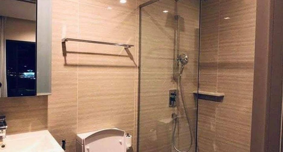 Condo en alquiler de 1 habitaciones en Huai Khwang, Bangkok