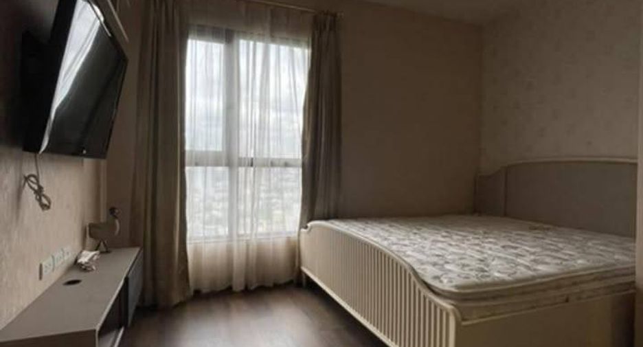 Condo en alquiler de 3 habitaciones en Khlong San, Bangkok