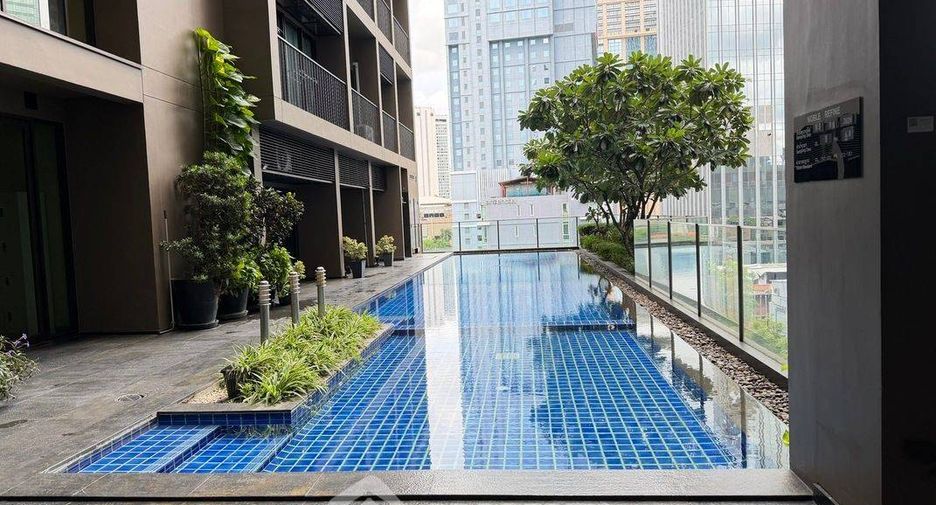 For rent 1 bed condo in Khlong Toei, Bangkok