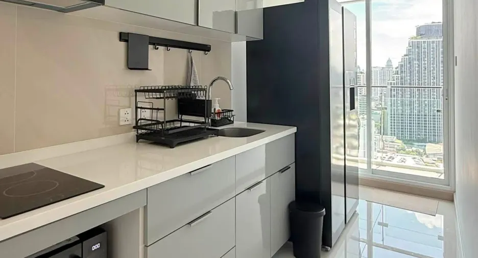 Wohnung zur Miete mit 2 Zimmer in Bang Rak, Bangkok