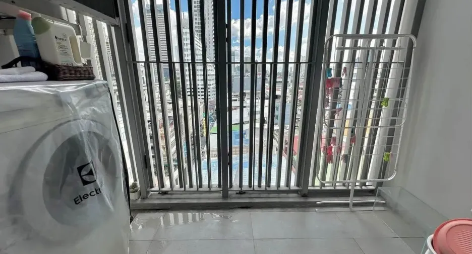 For rent 1 Beds condo in Khlong San, Bangkok