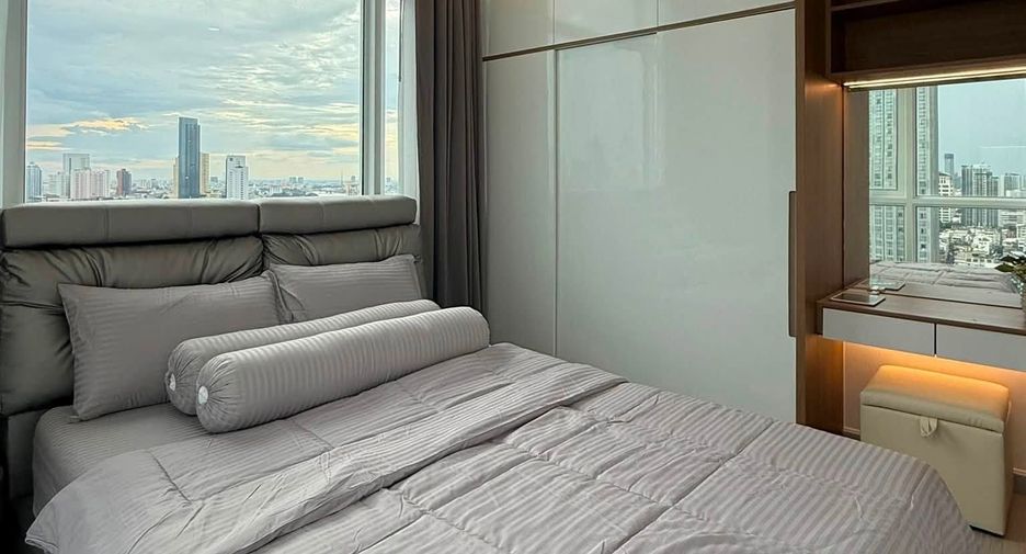 Wohnung zur Miete mit 2 Zimmer in Bang Rak, Bangkok