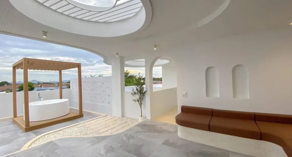 Villa zum Kauf mit 4 Zimmer in Bang Lamung, Chonburi
