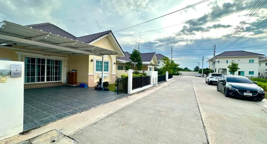 Haus zum Kauf mit 3 Zimmer in Bang Lamung, Chonburi