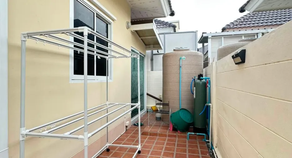 Haus zum Kauf mit 3 Zimmer in Bang Lamung, Chonburi
