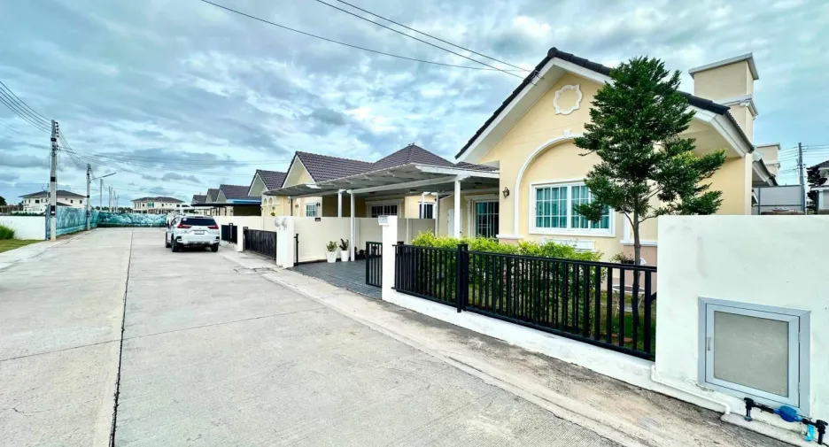 Haus zum Kauf mit 3 Zimmer in Bang Lamung, Chonburi