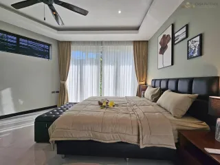 出售 4 卧室 别墅 在 Bang Lamung, Chon Buri