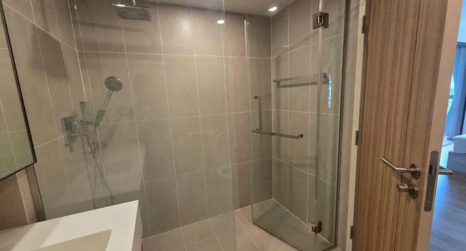 Condo en alquiler de 1 habitaciones en Pathum Wan, Bangkok
