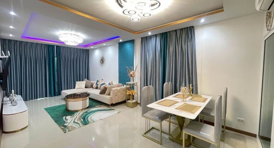 À louer 4 chambres maison à Mueang Phuket, Phuket