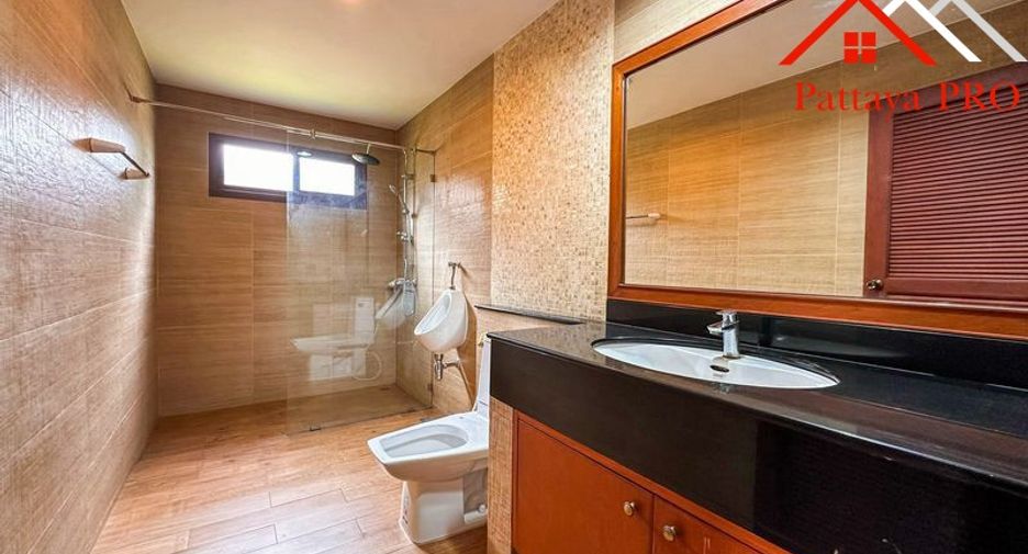 For sale 3 bedrooms house in Huay Yai, Pattaya