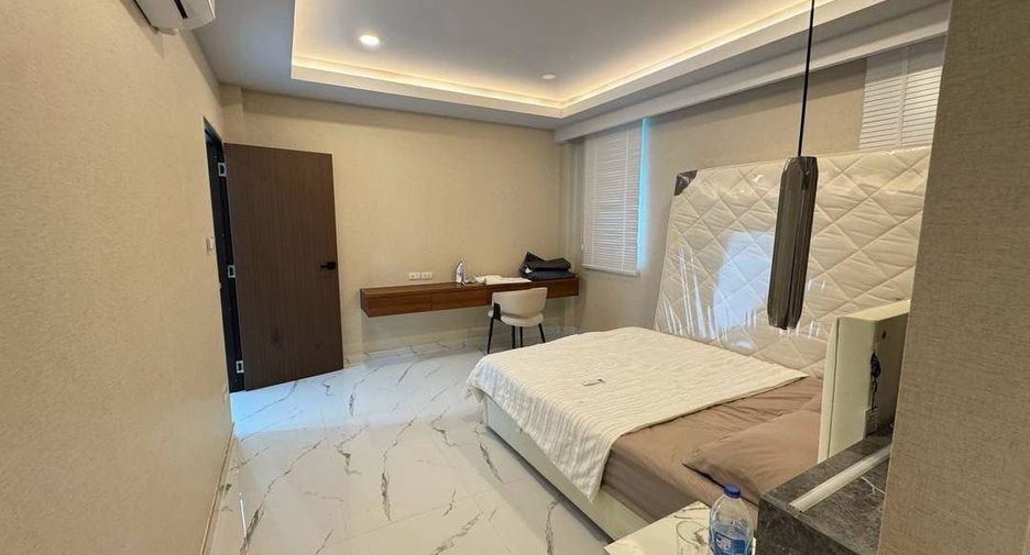 出售 5 卧室 独立屋 在 Bang Lamung, Chon Buri