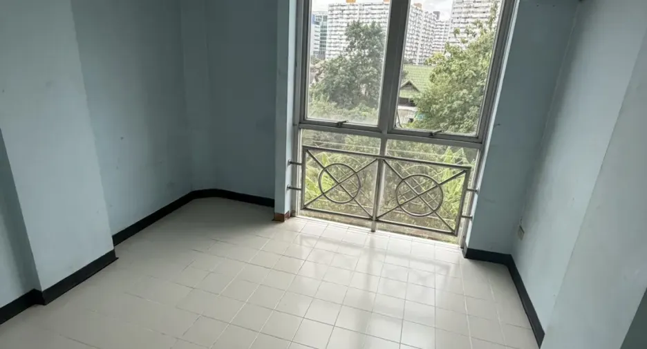 For sale 2 bedrooms condo in Pak Kret, Nonthaburi
