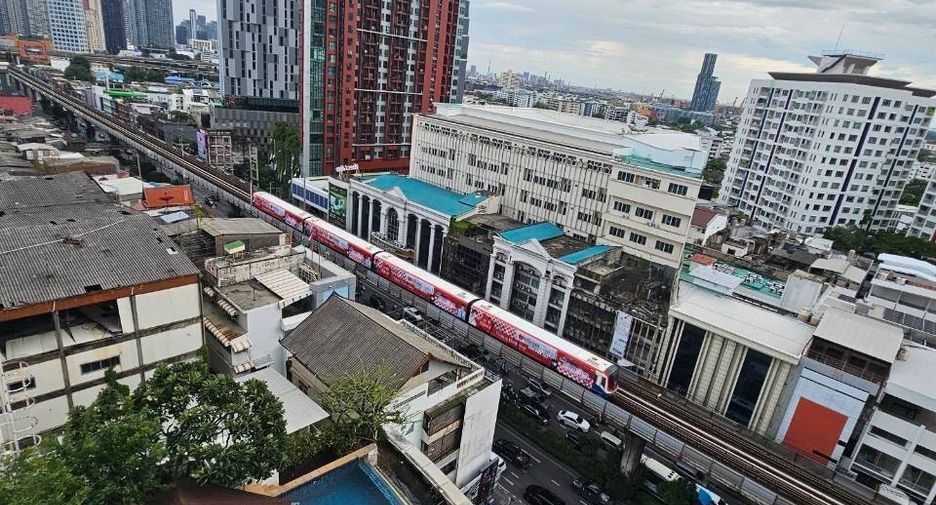 Condo en alquiler de 1 habitaciones en Khlong Toei, Bangkok