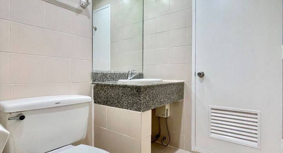 À vendre 2 chambres condo à Khlong Toei, Bangkok