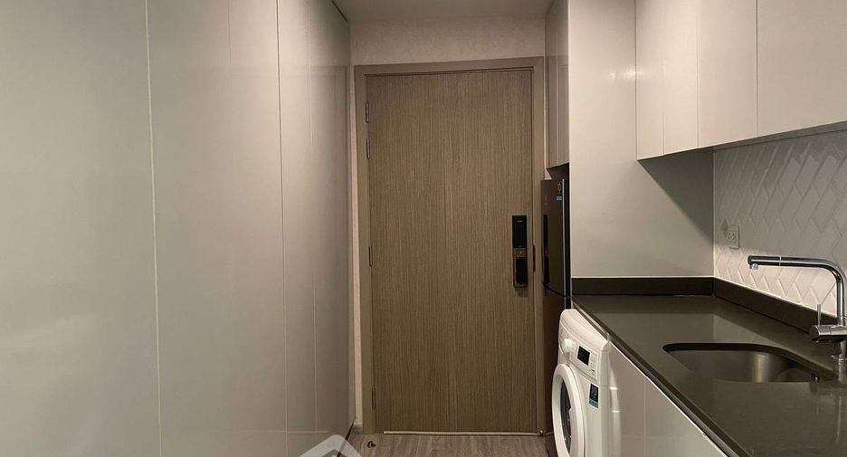 For sale 2 bedrooms condo in Pathum Wan, Bangkok