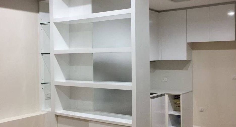 Condo en venta de 2 habitaciones en Chatuchak, Bangkok