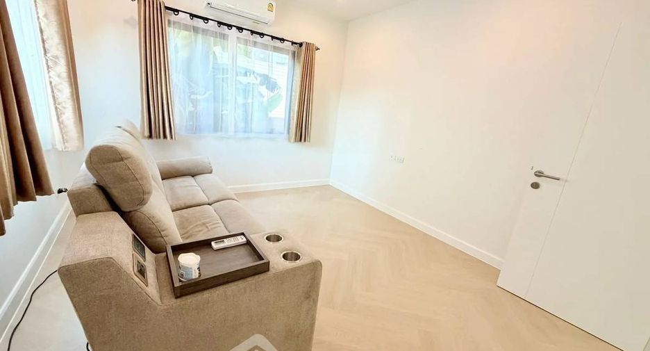 For rent 4 bedrooms house in Prawet, Bangkok