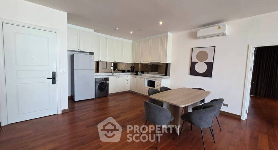 For rent 3 bedrooms condo in Bang Kho Laem, Bangkok