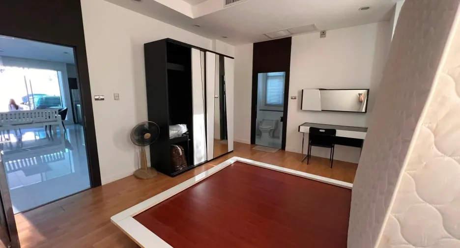For sale and for rent 3 bedrooms villa in Hua Hin, Prachuap Khiri Khan