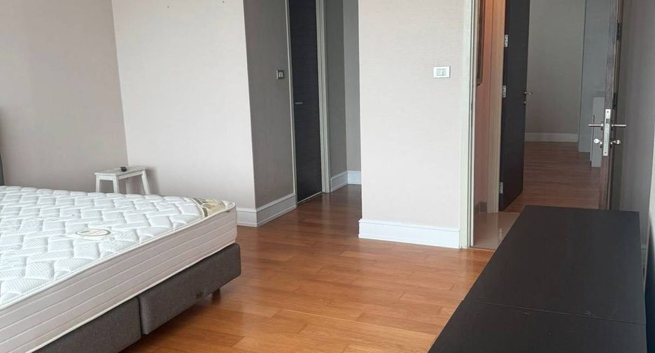À vendre 3 chambres condo à Bang Kho Laem, Bangkok