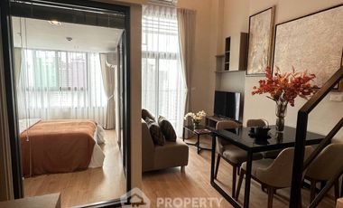Condo en venta de 2 habitaciones en Huai Khwang, Bangkok