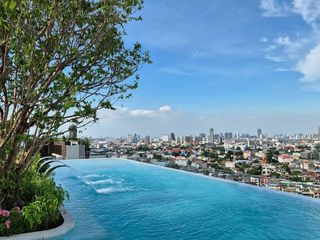 Wohnung zum Kauf mit 1 Zimmer in Bangkok Noi, Bangkok