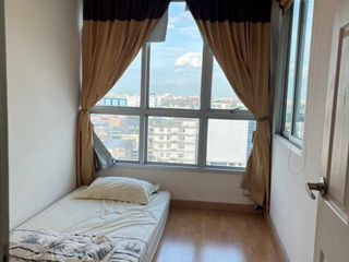 Wohnung zum Kauf mit 2 Zimmer in Huai Khwang, Bangkok