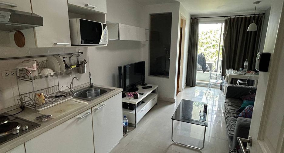 For sale 1 bed condo in Watthana, Bangkok