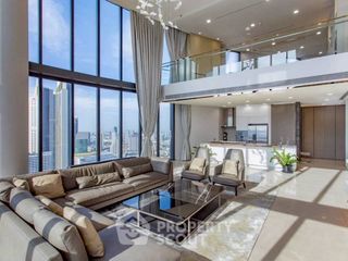 Condo en alquiler y en venta de 4 habitaciones en Khlong San, Bangkok