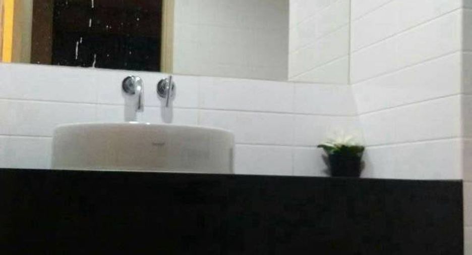 For sale 1 bed condo in Khlong San, Bangkok
