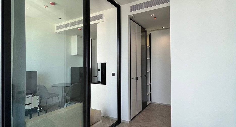For sale 1 bed condo in Khlong San, Bangkok