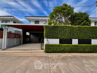 À vendre 3 chambres maison à Si Racha, Chonburi