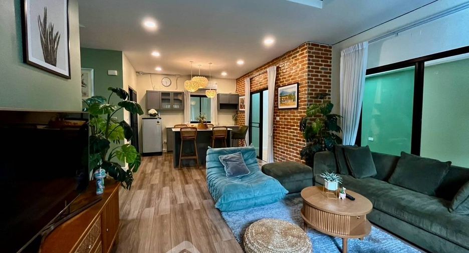 À vendre 3 chambres maison à Si Racha, Chonburi