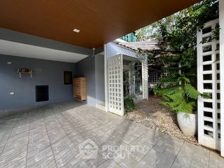 À vendre 3 chambres maison à Si Racha, Chonburi