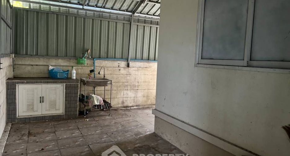 À vendre 3 chambres maison à Si Racha, Chonburi