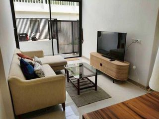 For rent 3 bedrooms townhouse in Watthana, Bangkok