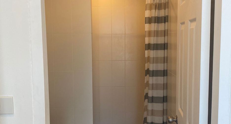 Casa adosada en venta de 2 habitaciones en Thalang, Phuket