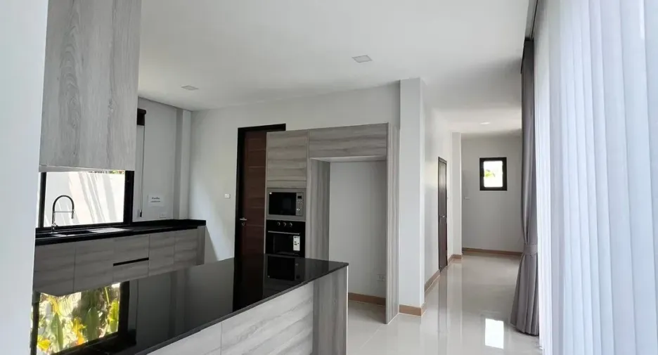 出售 和 出租 4 卧室 独立屋 在 Mueang Chiang Mai, Chiang Mai