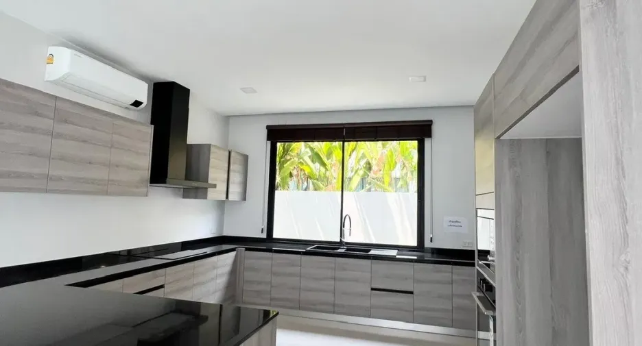 出售 和 出租 4 卧室 独立屋 在 Mueang Chiang Mai, Chiang Mai