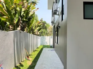 出售 和 出租 4 卧室 独立屋 在 Mueang Chiang Mai, Chiang Mai