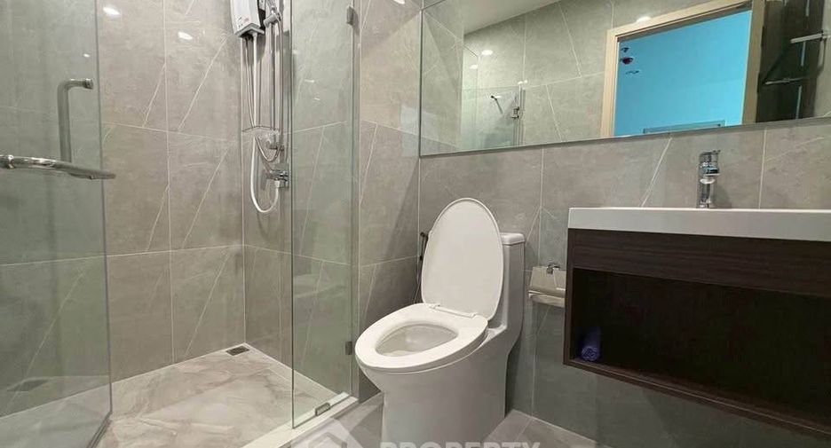 Wohnung zur Miete mit 2 Zimmer in Huai Khwang, Bangkok