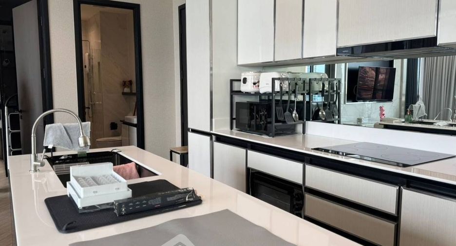 Wohnung zur Miete mit 2 Zimmer in Khlong San, Bangkok