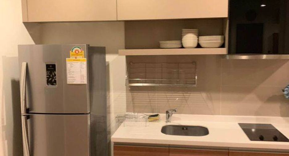 For rent 1 bed condo in Phra Khanong, Bangkok