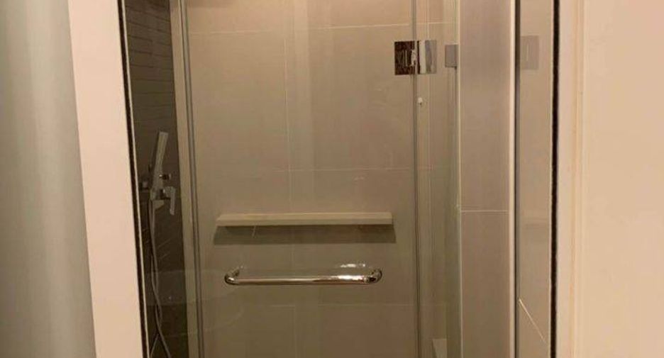 For rent 1 bed condo in Phra Khanong, Bangkok