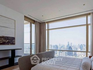 For rent 4 bedrooms condo in Bang Kho Laem, Bangkok
