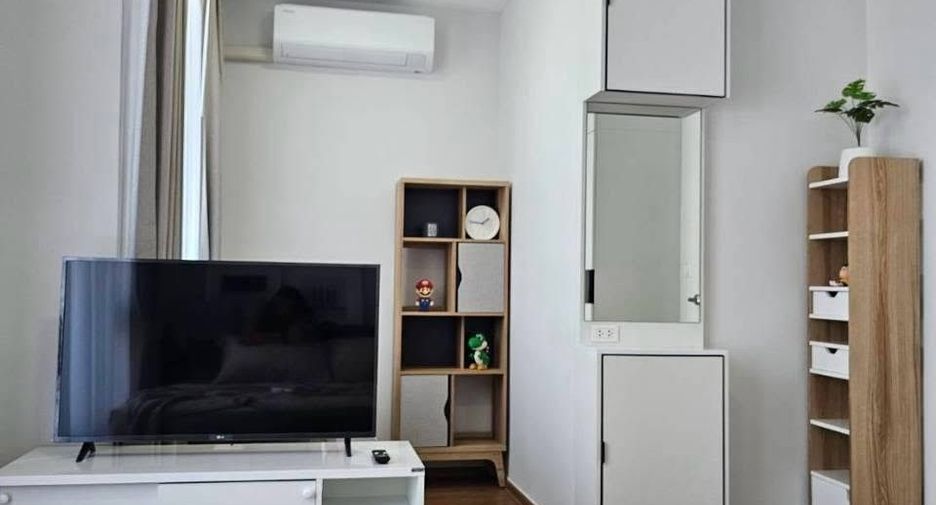 For rent 3 bedrooms townhouse in Bang Phli, Samut Prakan