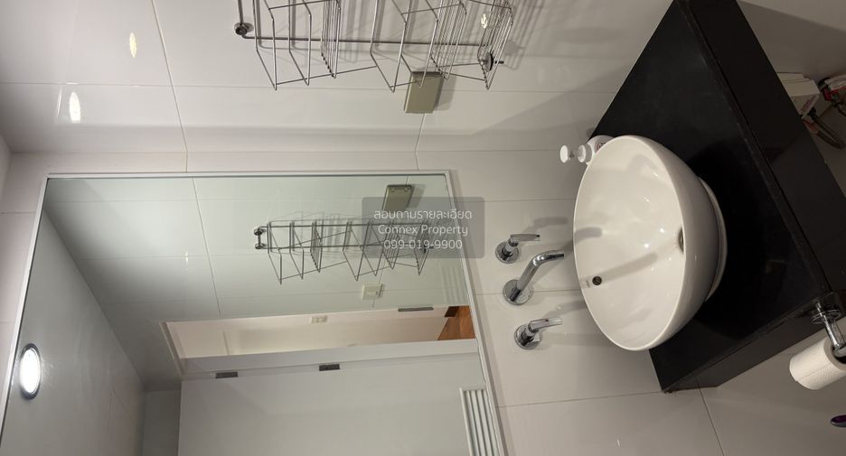 For sale 2 ベッドルーム condo in Pathum Wan, Bangkok