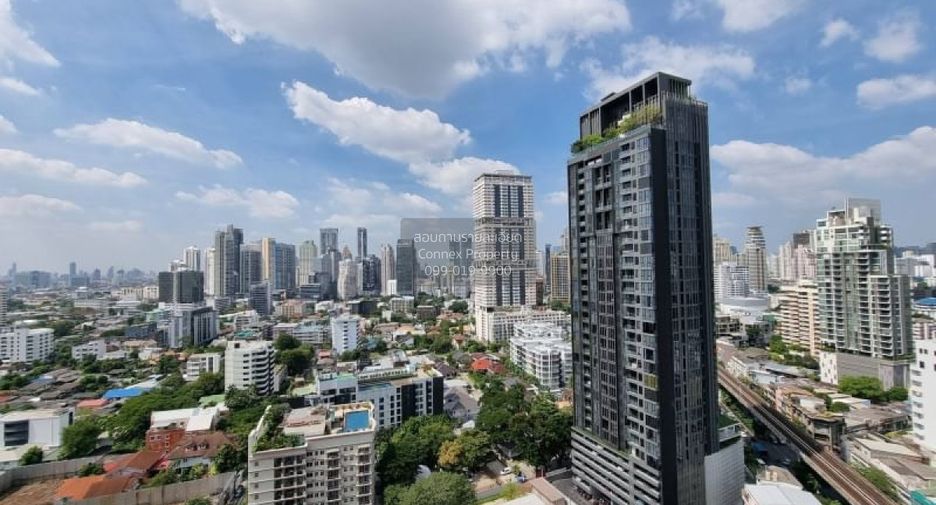 À vendre 1 chambre condo à Khlong Toei, Bangkok